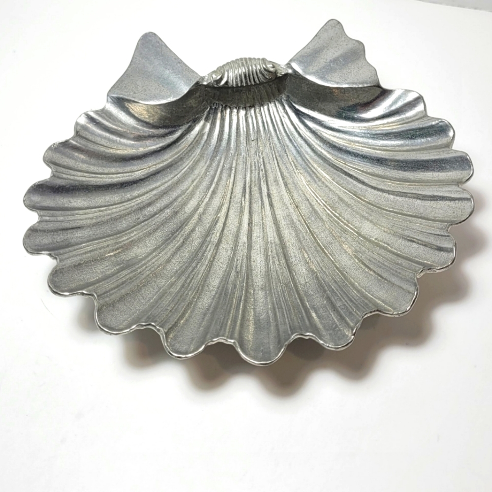 Williamsburg Shell Kirk Stieff Pewter Vintage Rare Excellent